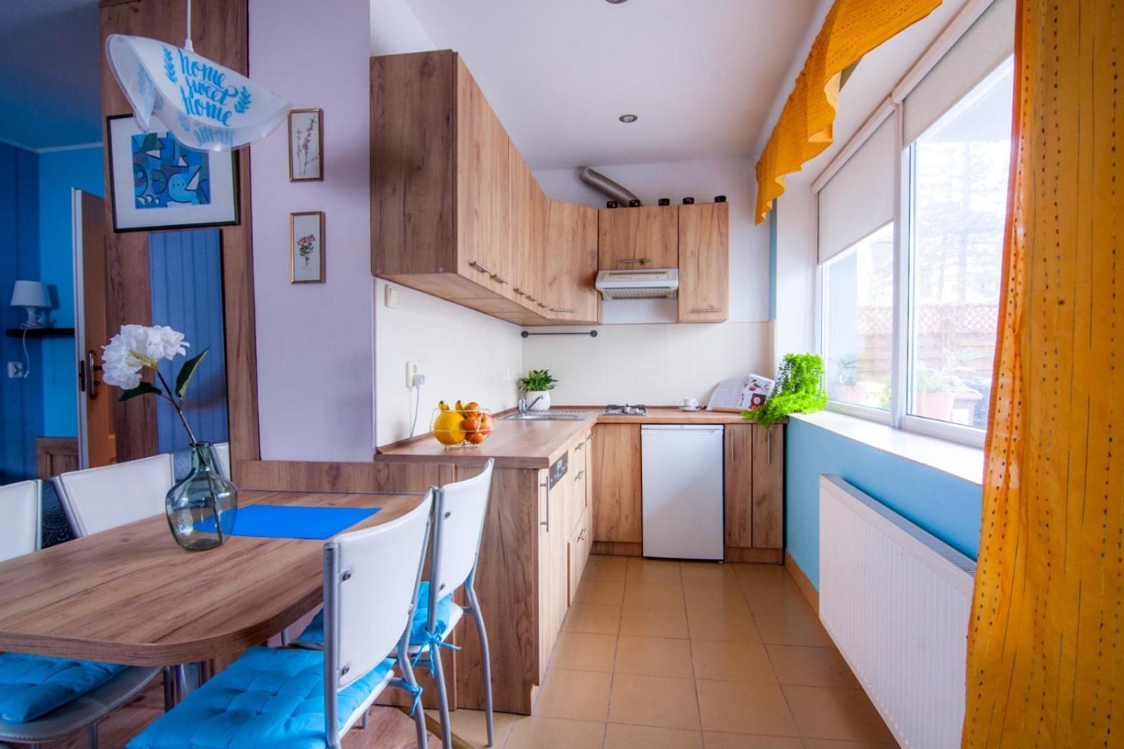 Wynajem Apartamentow I Pokoi. Устроне-Морське Екстер'єр фото